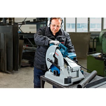 Отрезная пила по металлу Bosch GCD 12 JL Professional